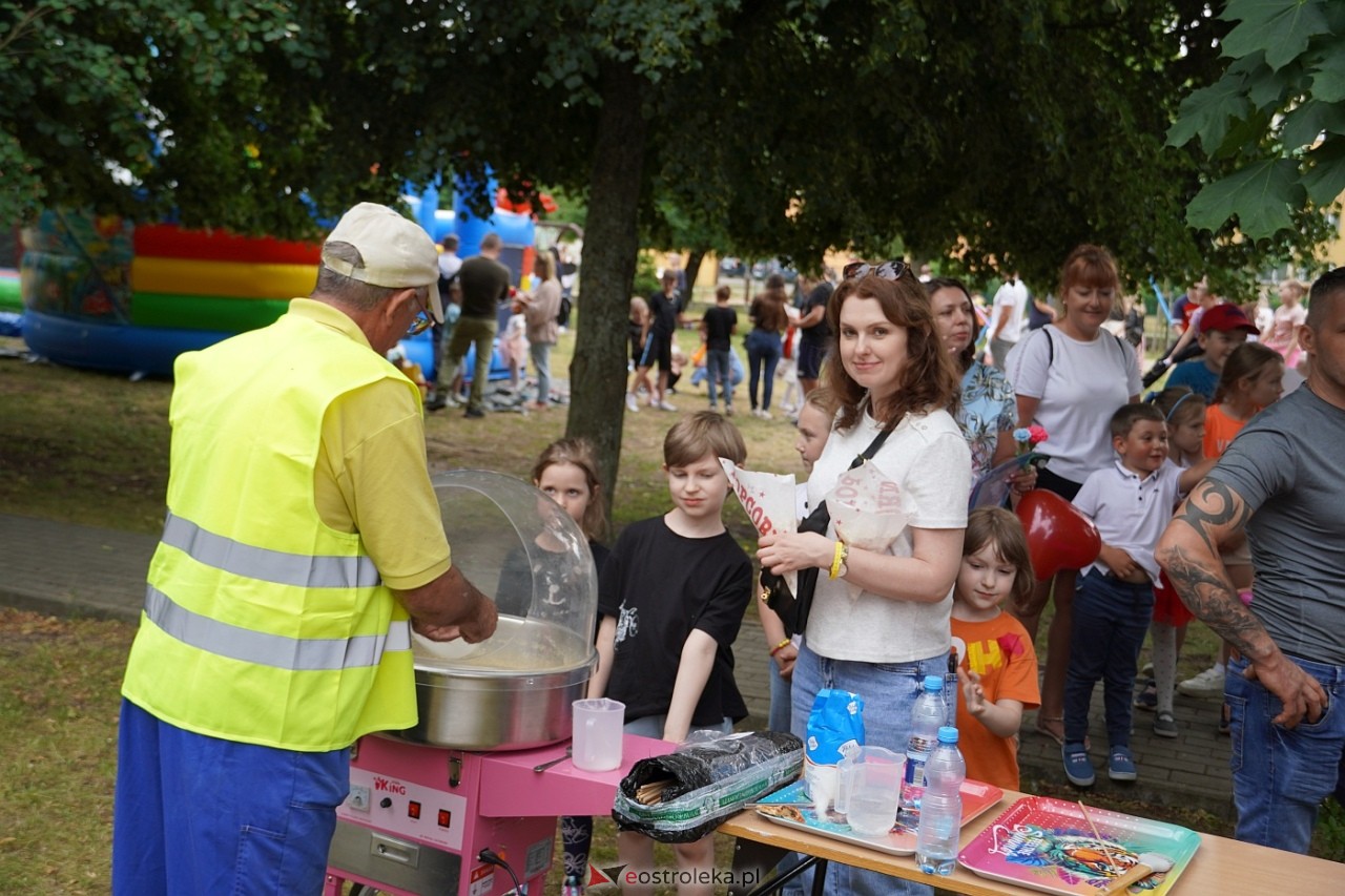 Rodzinny Dzień Dziecka w Przedszkolu Miejskim Nr 13 w Ostrołęce [4.06.2024] - zdjęcie #10 - eOstroleka.pl