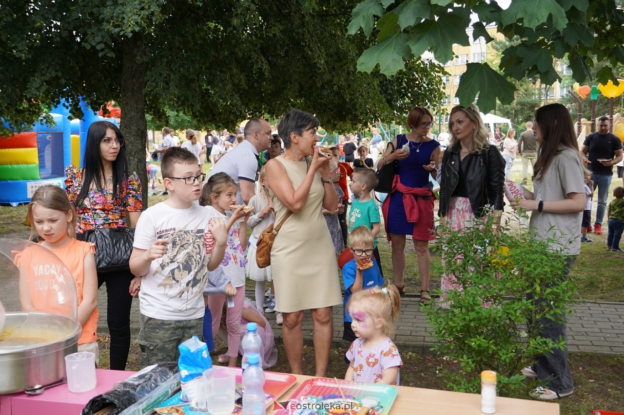 Rodzinny Dzień Dziecka w Przedszkolu Miejskim Nr 13 w Ostrołęce [4.06.2024] - zdjęcie #1 - eOstroleka.pl