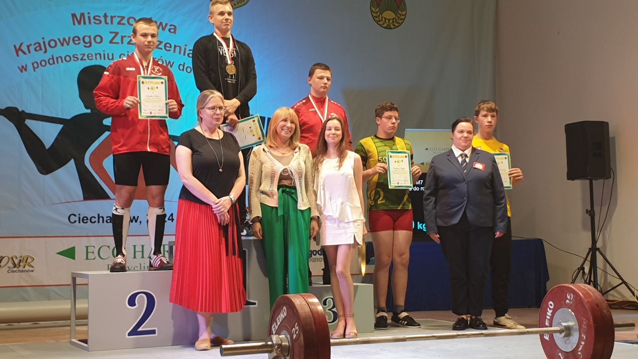 Mistrzostwa Polski Krajowego Zrzeszenia Ludowych Zespołów Sportowych w podnoszeniu ciężarów - zdjęcie #4 - eOstroleka.pl