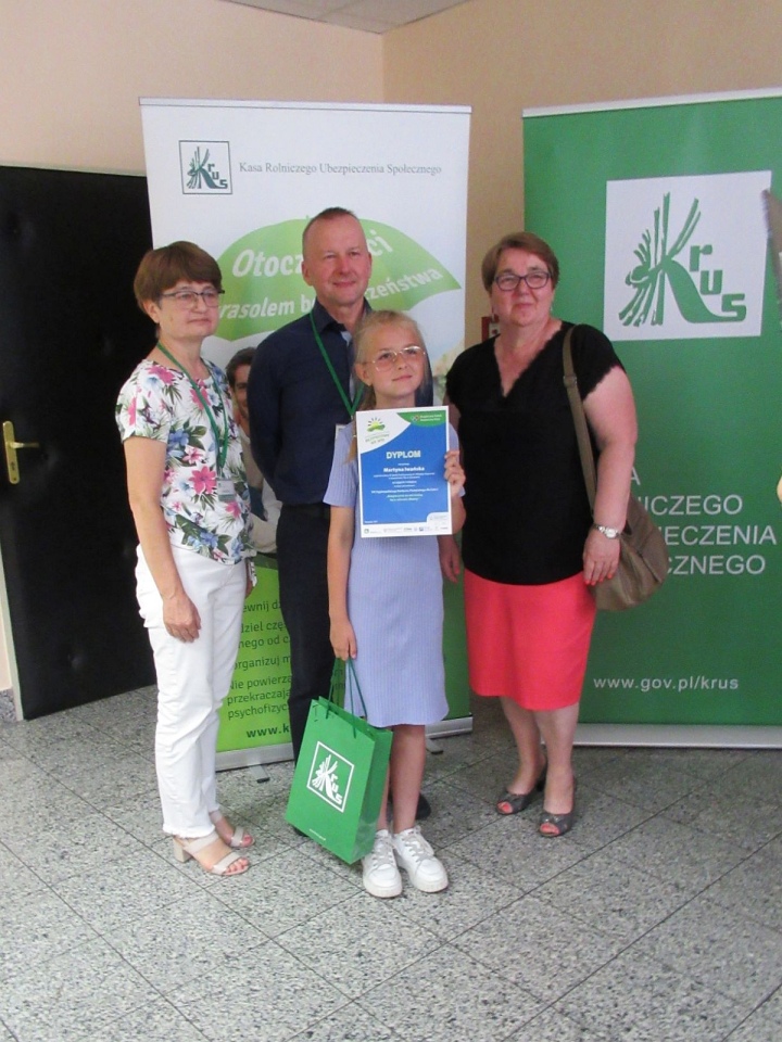 Oficjalne rozstrzygnięcie XIV Ogólnopolskiego Konkursu Plastycznego dla Dzieci „Bezpiecznie na wsi mamy, bo o zdrowie dbamy” [05.06.2024] - zdjęcie #6 - eOstroleka.pl