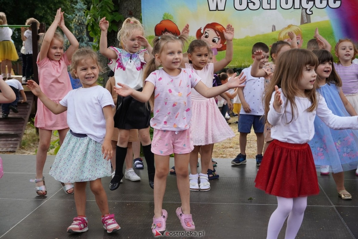 Festyn z okazji Dnia rodziny w Przedszkolu Miejskim nr 7 [05.06.2024] - zdjęcie #63 - eOstroleka.pl