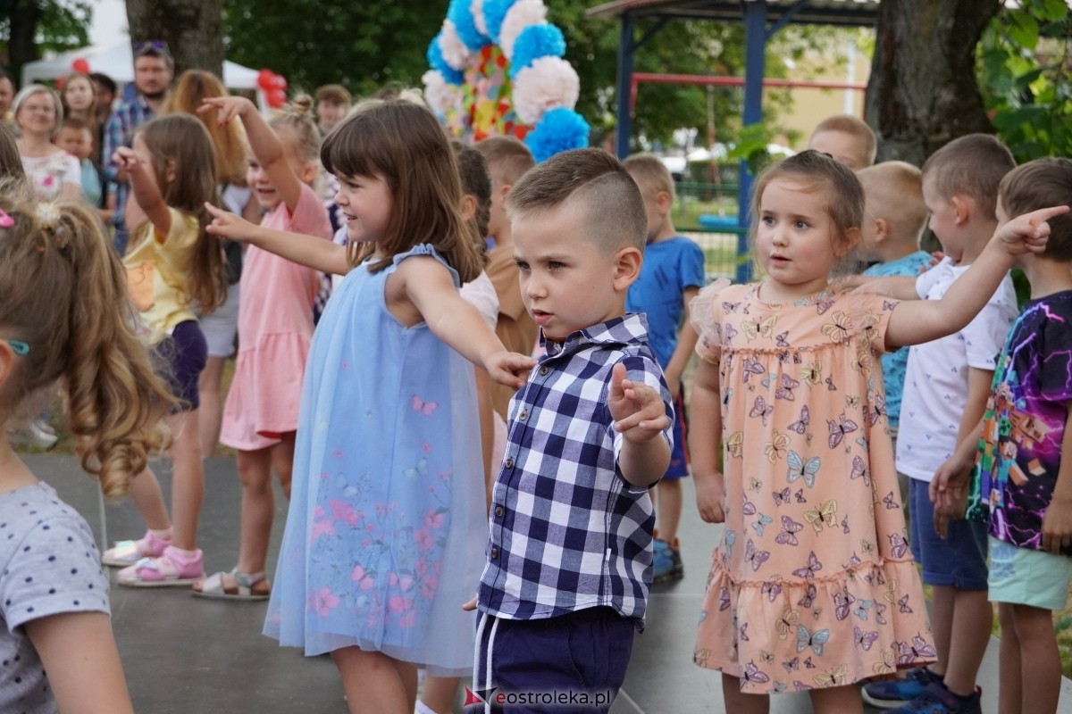 Festyn z okazji Dnia rodziny w Przedszkolu Miejskim nr 7 [05.06.2024] - zdjęcie #57 - eOstroleka.pl