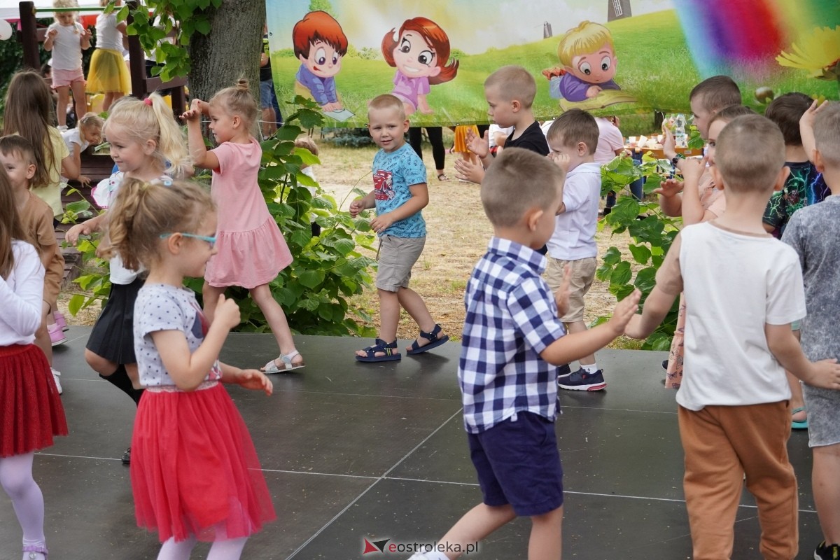 Festyn z okazji Dnia rodziny w Przedszkolu Miejskim nr 7 [05.06.2024] - zdjęcie #44 - eOstroleka.pl