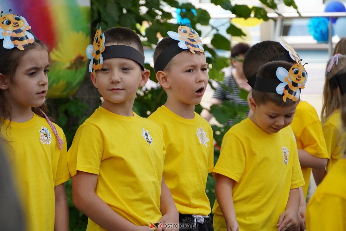Festyn z okazji Dnia rodziny w Przedszkolu Miejskim nr 7 [05.06.2024] - zdjęcie #19 - eOstroleka.pl