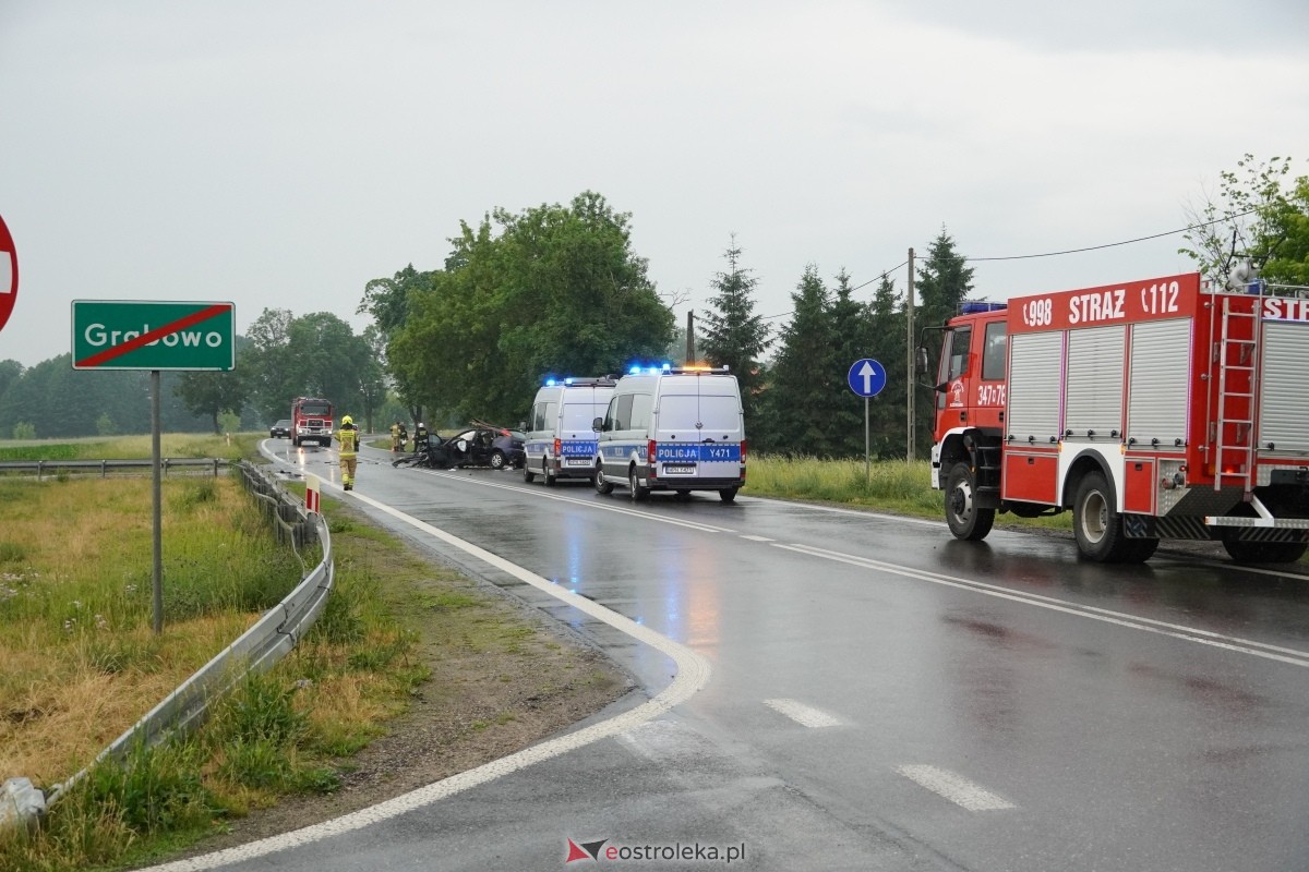 Śmiertelny wypadek w Kordowie na dk-61 [06.06.2024] - zdjęcie #13 - eOstroleka.pl
