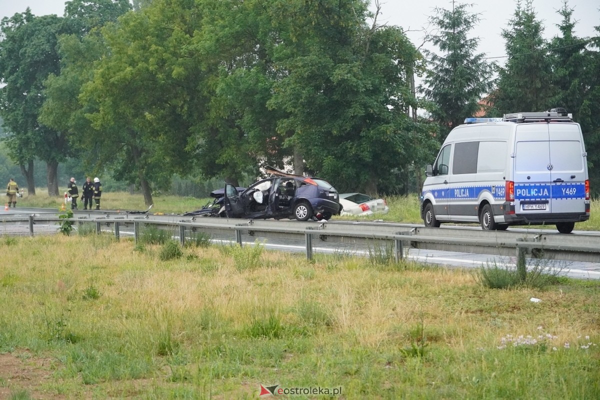 Śmiertelny wypadek w Kordowie na dk-61 [06.06.2024] - zdjęcie #11 - eOstroleka.pl