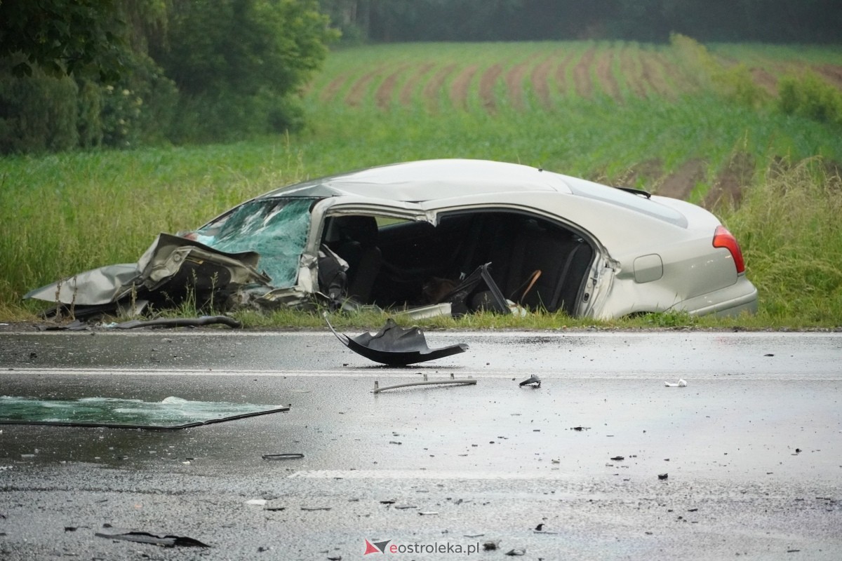 Śmiertelny wypadek w Kordowie na dk-61 [06.06.2024] - zdjęcie #4 - eOstroleka.pl