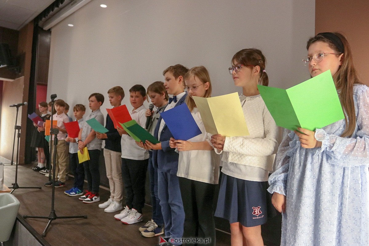 Spotkanie z Andrzejem Markiem Grabowskim [06.06.2024] - zdjęcie #35 - eOstroleka.pl