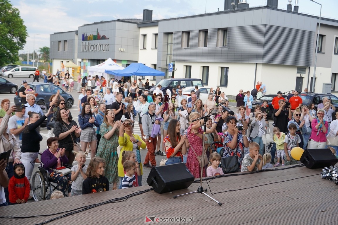 Koncert charytatywny Dla Tytusa na Placu Dworcowym [07.06.2024] - zdjęcie #43 - eOstroleka.pl