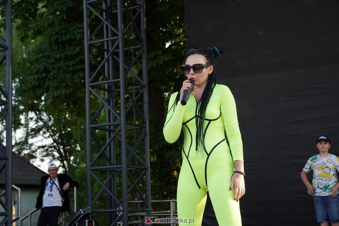 Koncert charytatywny Dla Tytusa na Placu Dworcowym [07.06.2024] - zdjęcie #7 - eOstroleka.pl