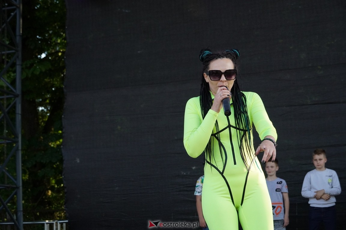 Koncert charytatywny Dla Tytusa na Placu Dworcowym [07.06.2024] - zdjęcie #4 - eOstroleka.pl