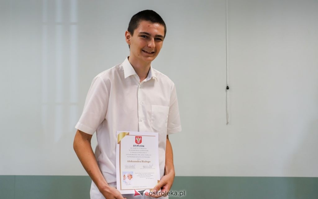 Rozstrzygnięcie konkursu literackiego o św. Janie Pawle II [07.06.2024] - zdjęcie #11 - eOstroleka.pl