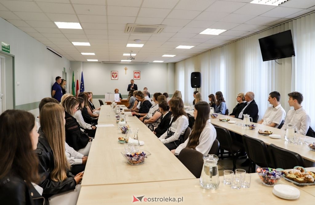 Rozstrzygnięcie konkursu literackiego o św. Janie Pawle II [07.06.2024] - zdjęcie #6 - eOstroleka.pl