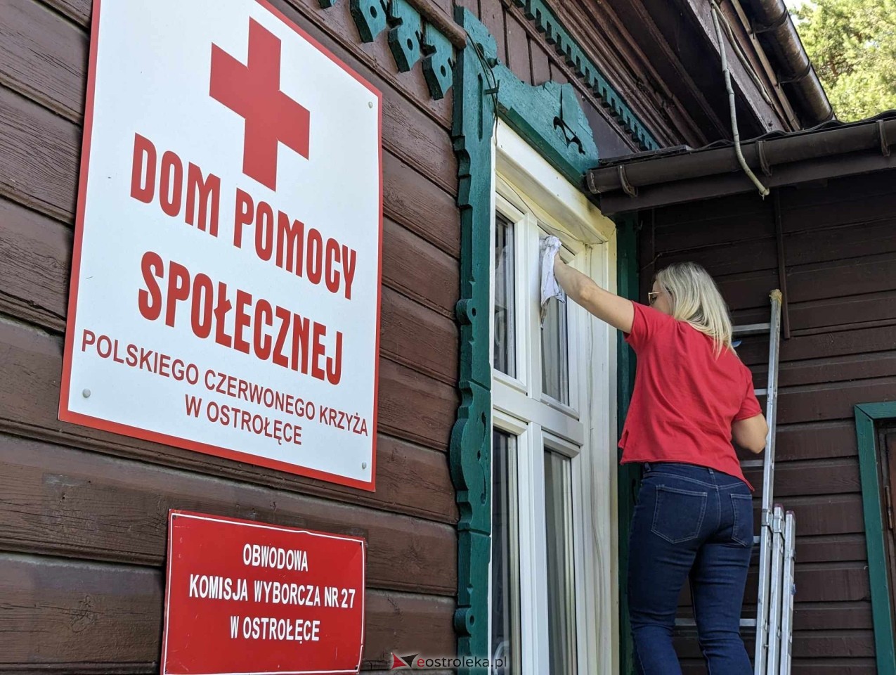 Wspólna alcka WOŚP i SP nr 5 w DPS PCK [08.06.2024] - zdjęcie #19 - eOstroleka.pl