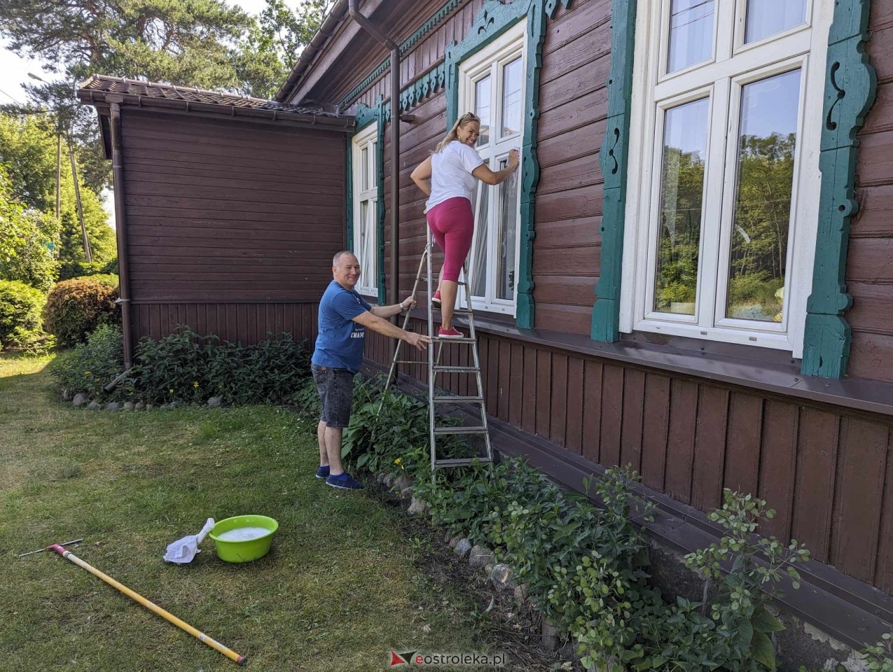 Wspólna alcka WOŚP i SP nr 5 w DPS PCK [08.06.2024] - zdjęcie #5 - eOstroleka.pl