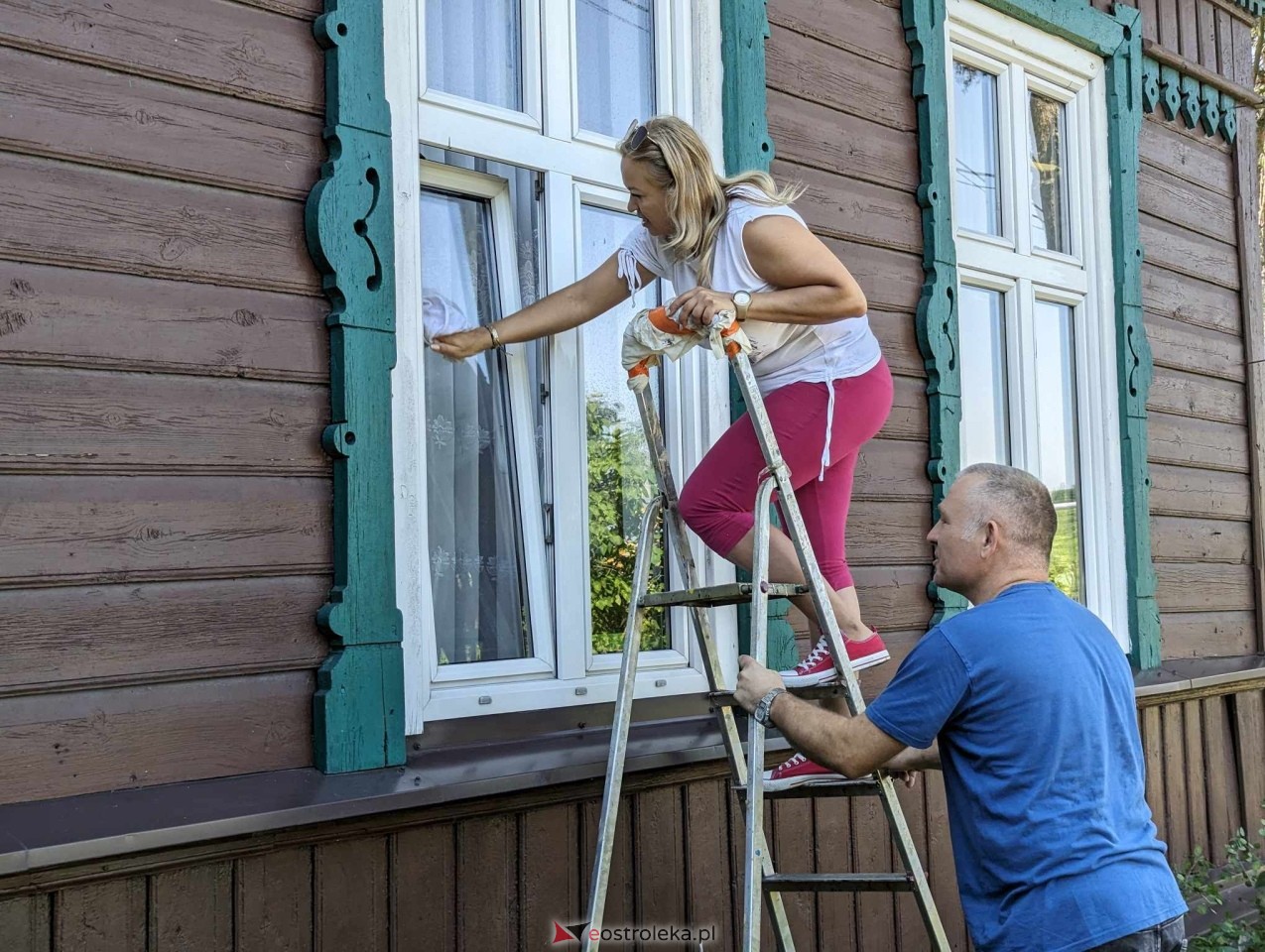 Wspólna alcka WOŚP i SP nr 5 w DPS PCK [08.06.2024] - zdjęcie #1 - eOstroleka.pl