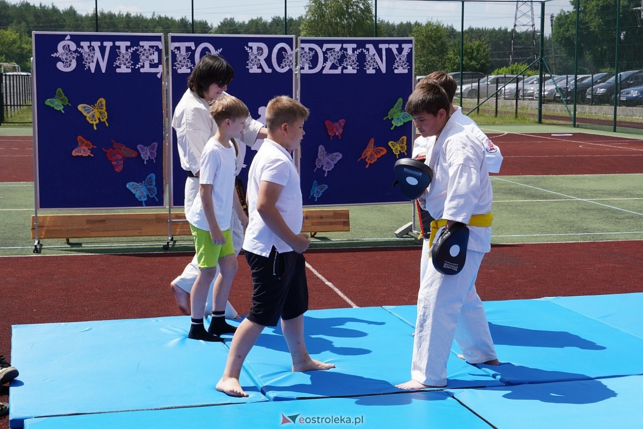 Piknik w Dylewie: Radość, zabawa i integracja dla całej rodziny [8.06.2024] - zdjęcie #22 - eOstroleka.pl