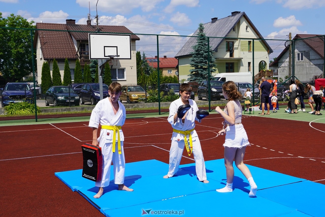 Piknik w Dylewie: Radość, zabawa i integracja dla całej rodziny [8.06.2024] - zdjęcie #18 - eOstroleka.pl