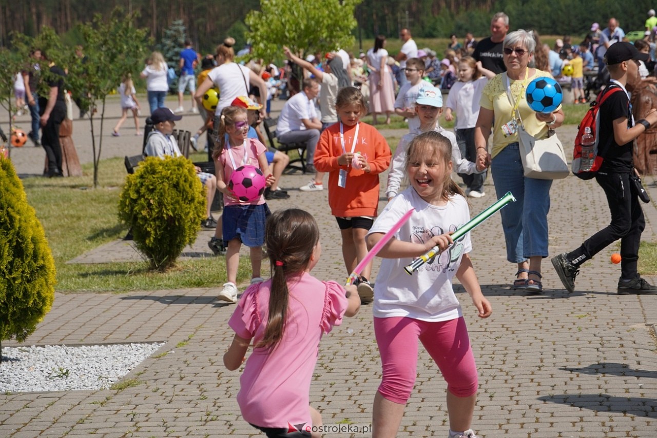 2. Diecezjalny Dzień Dziecka w Kurpiowskiej Krainie – na scenie Arka Noego [8.06.2024] - zdjęcie #191 - eOstroleka.pl