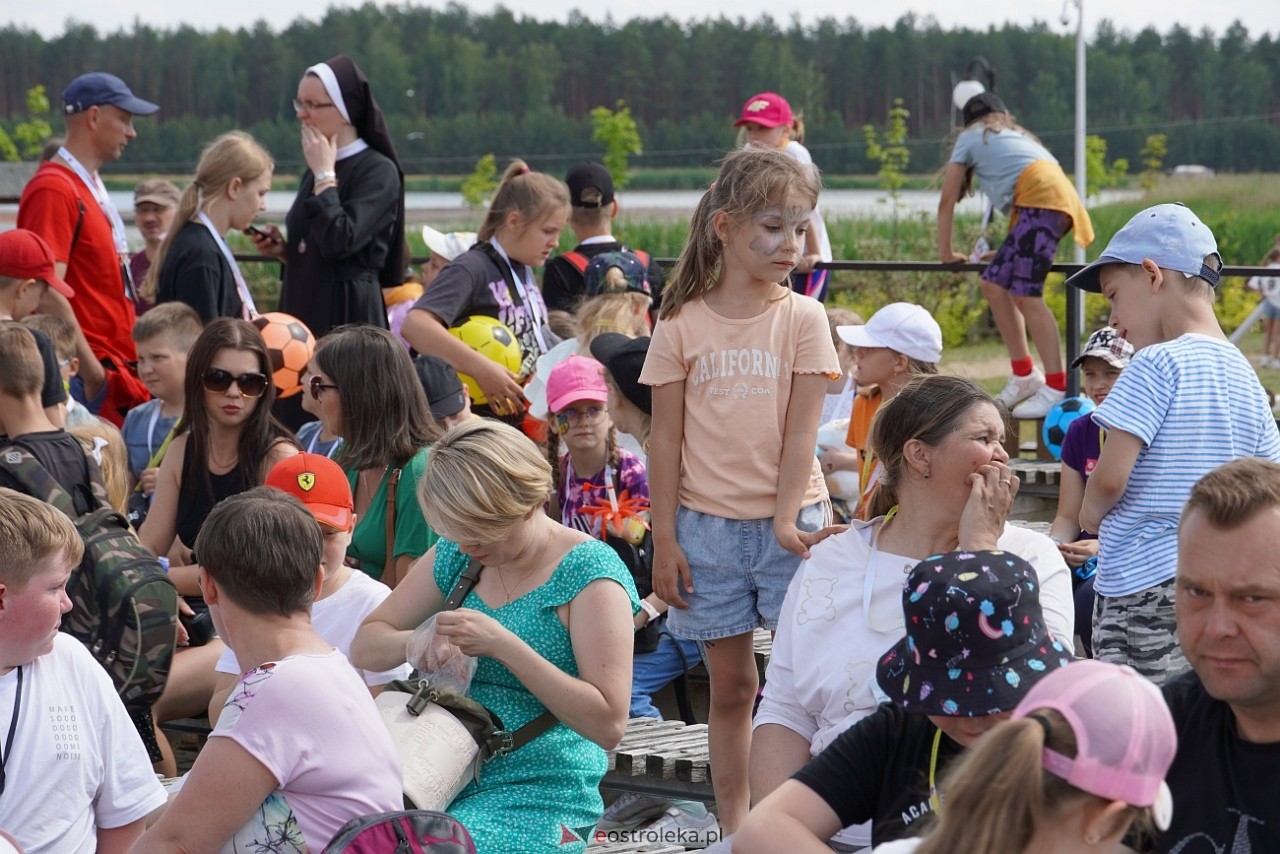 2. Diecezjalny Dzień Dziecka w Kurpiowskiej Krainie – na scenie Arka Noego [8.06.2024] - zdjęcie #146 - eOstroleka.pl