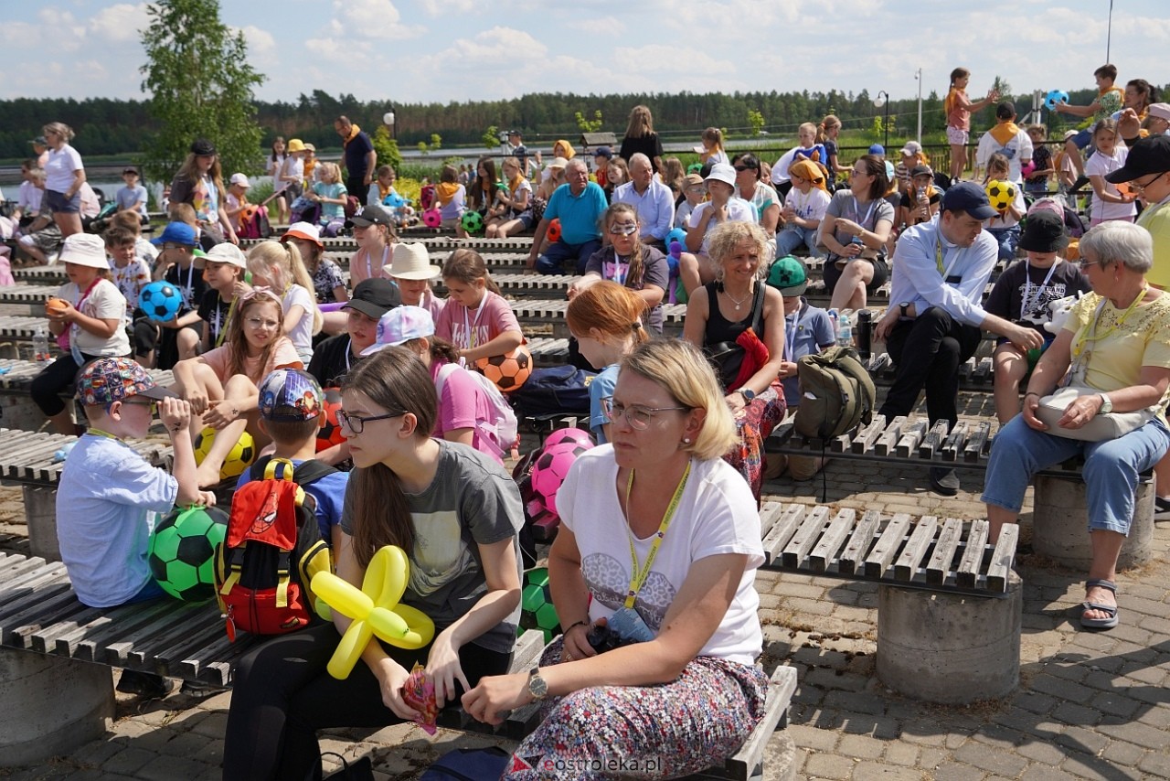 2. Diecezjalny Dzień Dziecka w Kurpiowskiej Krainie – na scenie Arka Noego [8.06.2024] - zdjęcie #120 - eOstroleka.pl