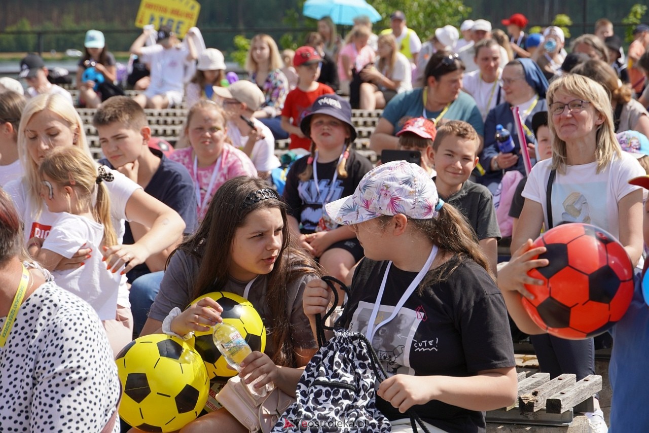 2. Diecezjalny Dzień Dziecka w Kurpiowskiej Krainie – na scenie Arka Noego [8.06.2024] - zdjęcie #108 - eOstroleka.pl