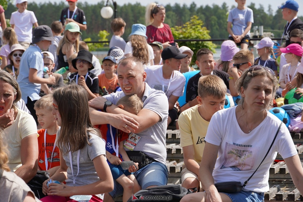 2. Diecezjalny Dzień Dziecka w Kurpiowskiej Krainie – na scenie Arka Noego [8.06.2024] - zdjęcie #96 - eOstroleka.pl