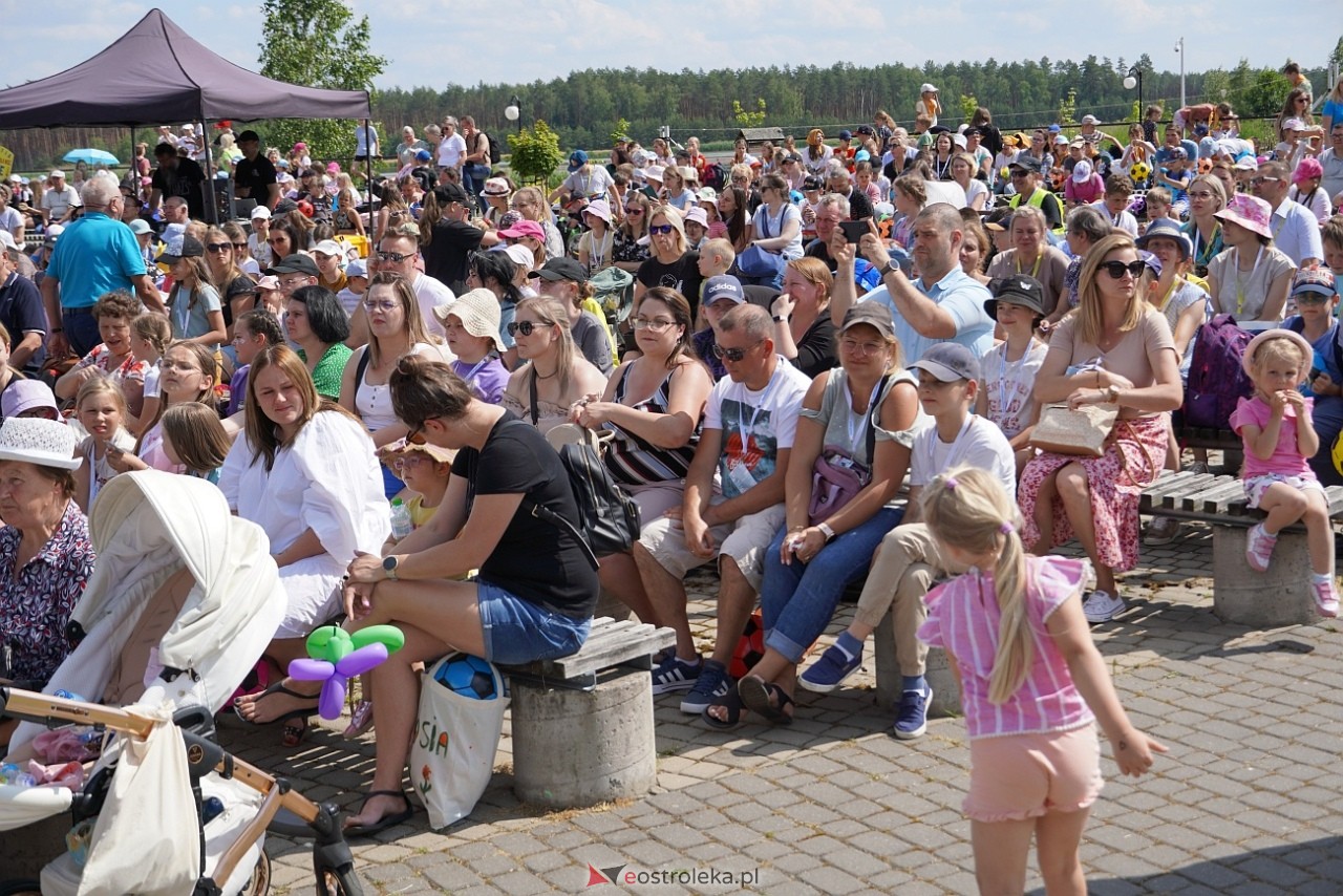 2. Diecezjalny Dzień Dziecka w Kurpiowskiej Krainie – na scenie Arka Noego [8.06.2024] - zdjęcie #76 - eOstroleka.pl