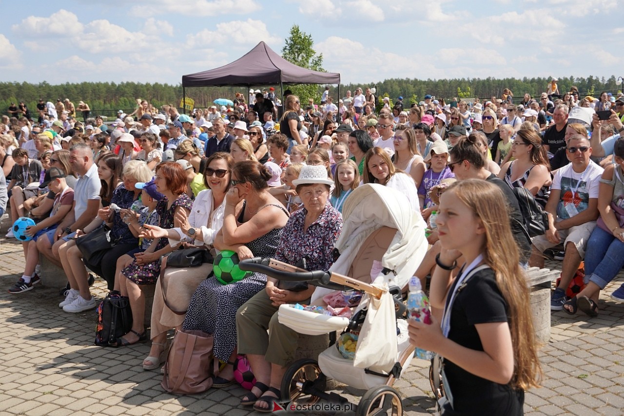2. Diecezjalny Dzień Dziecka w Kurpiowskiej Krainie – na scenie Arka Noego [8.06.2024] - zdjęcie #70 - eOstroleka.pl