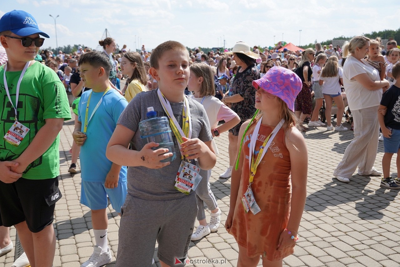2. Diecezjalny Dzień Dziecka w Kurpiowskiej Krainie – na scenie Arka Noego [8.06.2024] - zdjęcie #47 - eOstroleka.pl