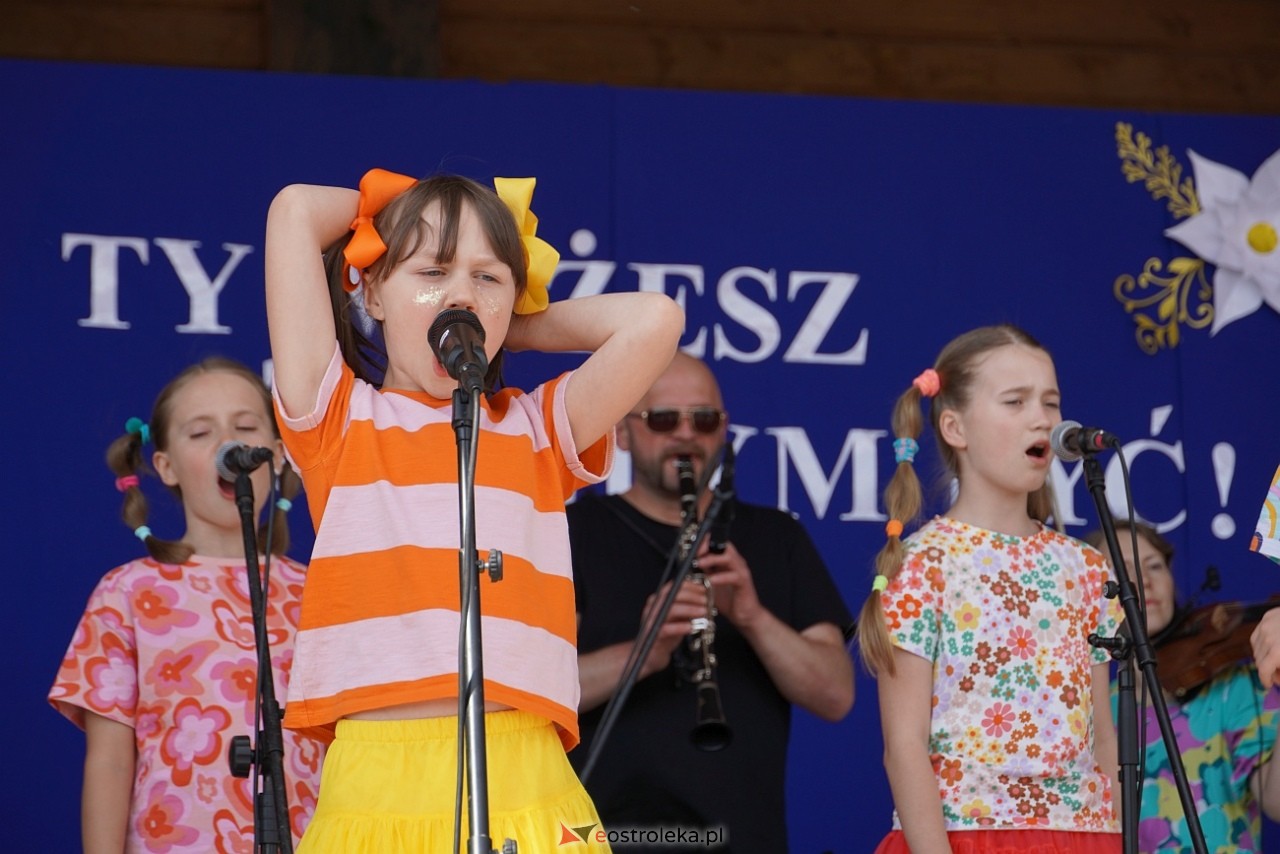 2. Diecezjalny Dzień Dziecka w Kurpiowskiej Krainie – na scenie Arka Noego [8.06.2024] - zdjęcie #89 - eOstroleka.pl
