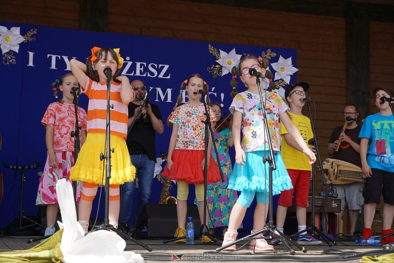 2. Diecezjalny Dzień Dziecka w Kurpiowskiej Krainie – na scenie Arka Noego [8.06.2024] - zdjęcie #87 - eOstroleka.pl
