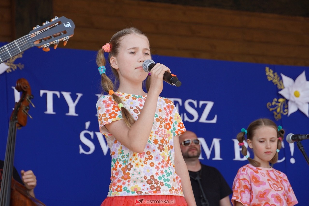2. Diecezjalny Dzień Dziecka w Kurpiowskiej Krainie – na scenie Arka Noego [8.06.2024] - zdjęcie #48 - eOstroleka.pl