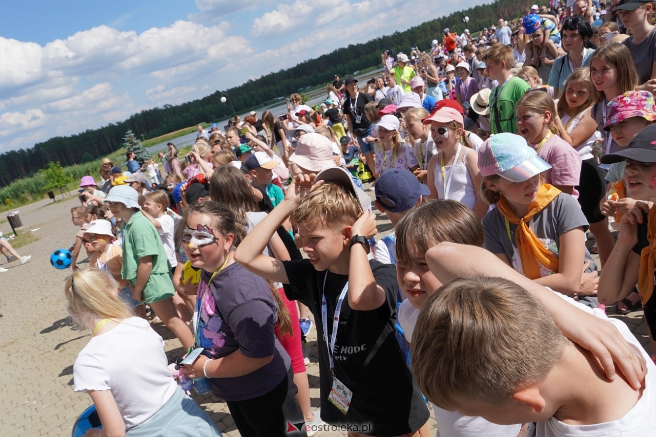 2. Diecezjalny Dzień Dziecka w Kurpiowskiej Krainie – na scenie Arka Noego [8.06.2024] - zdjęcie #41 - eOstroleka.pl