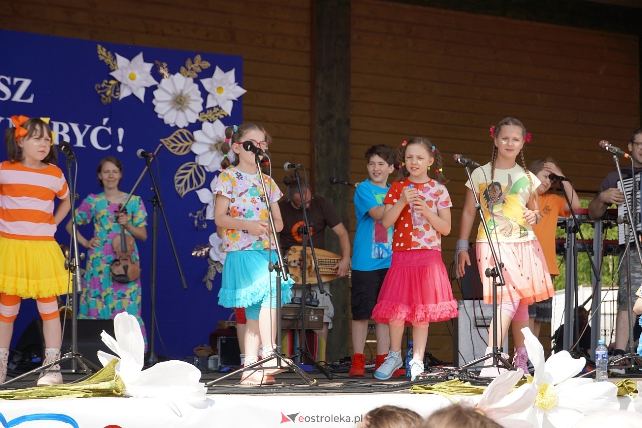 2. Diecezjalny Dzień Dziecka w Kurpiowskiej Krainie – na scenie Arka Noego [8.06.2024] - zdjęcie #37 - eOstroleka.pl
