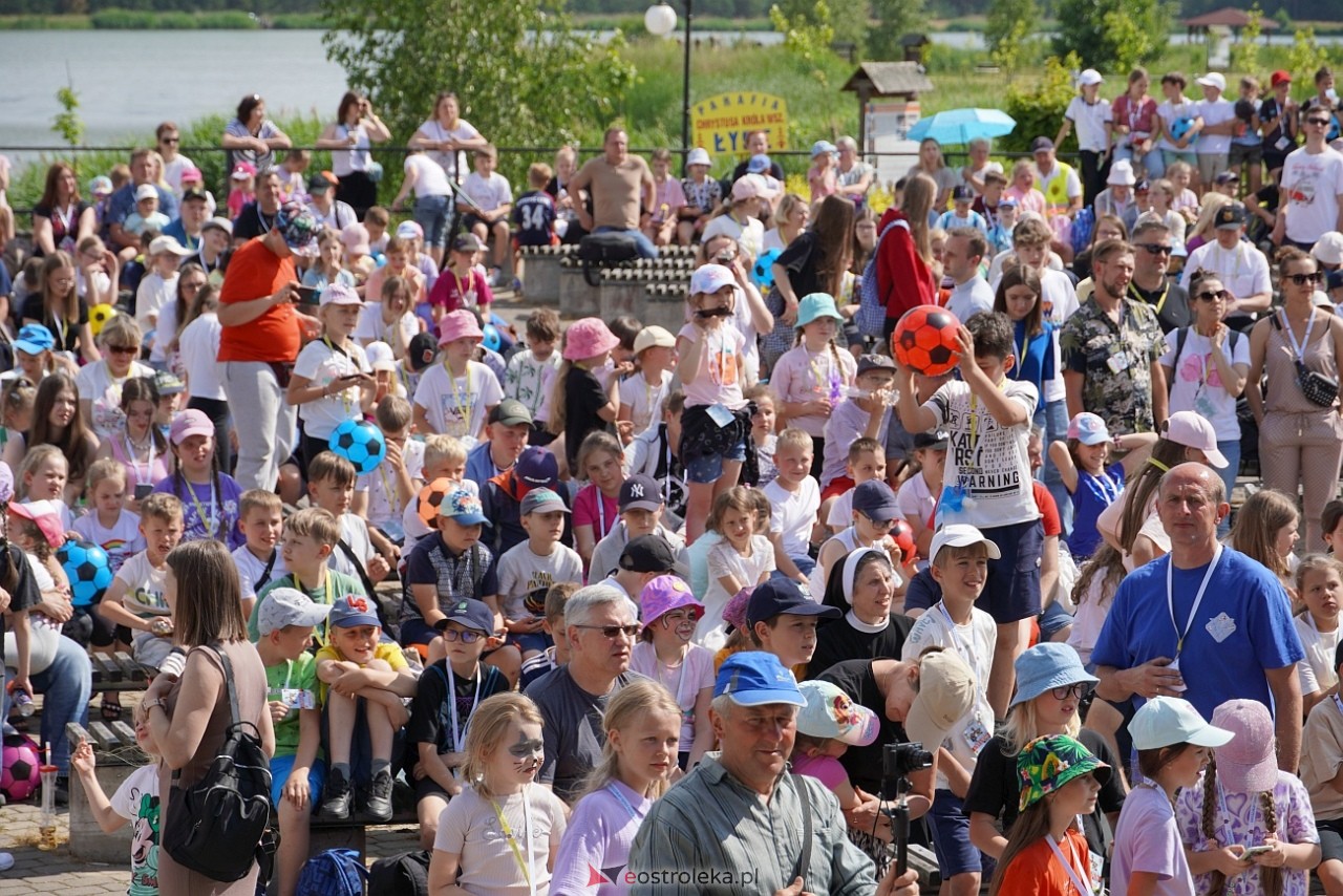 2. Diecezjalny Dzień Dziecka w Kurpiowskiej Krainie – na scenie Arka Noego [8.06.2024] - zdjęcie #33 - eOstroleka.pl