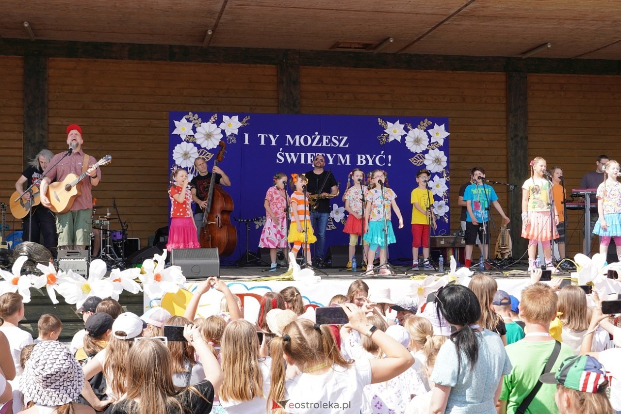 2. Diecezjalny Dzień Dziecka w Kurpiowskiej Krainie – na scenie Arka Noego [8.06.2024] - zdjęcie #19 - eOstroleka.pl