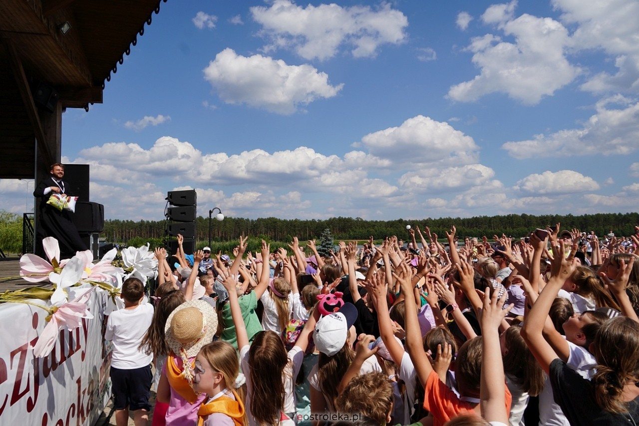 2. Diecezjalny Dzień Dziecka w Kurpiowskiej Krainie – na scenie Arka Noego [8.06.2024] - zdjęcie #11 - eOstroleka.pl