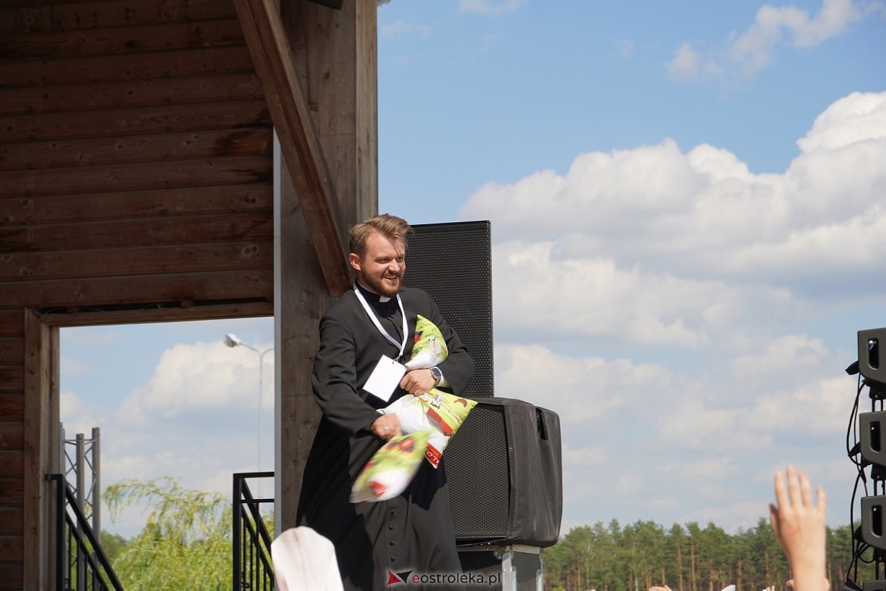 2. Diecezjalny Dzień Dziecka w Kurpiowskiej Krainie – na scenie Arka Noego [8.06.2024] - zdjęcie #5 - eOstroleka.pl