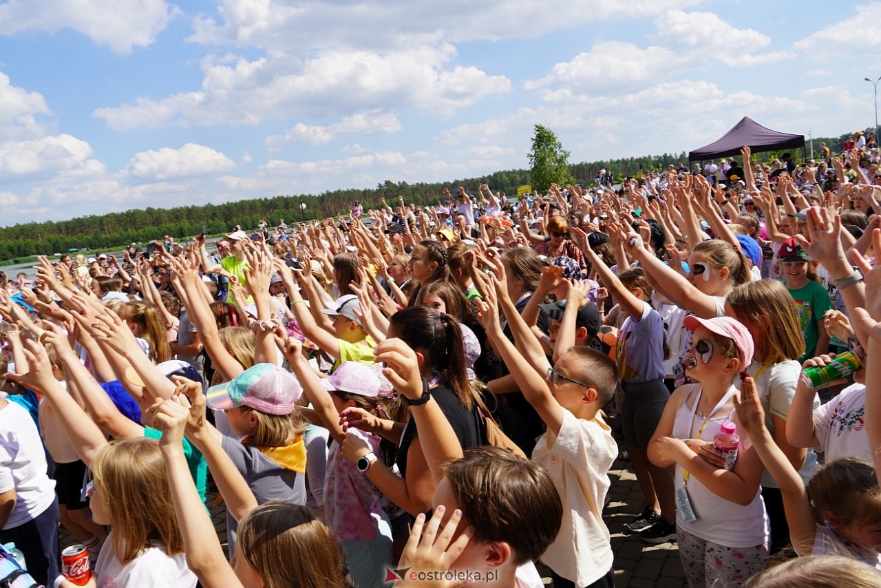 2. Diecezjalny Dzień Dziecka w Kurpiowskiej Krainie – na scenie Arka Noego [8.06.2024] - zdjęcie #2 - eOstroleka.pl