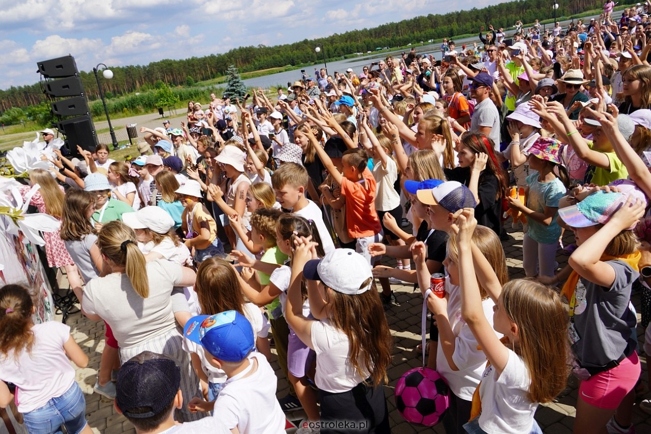 2. Diecezjalny Dzień Dziecka w Kurpiowskiej Krainie – na scenie Arka Noego [8.06.2024] - zdjęcie #1 - eOstroleka.pl