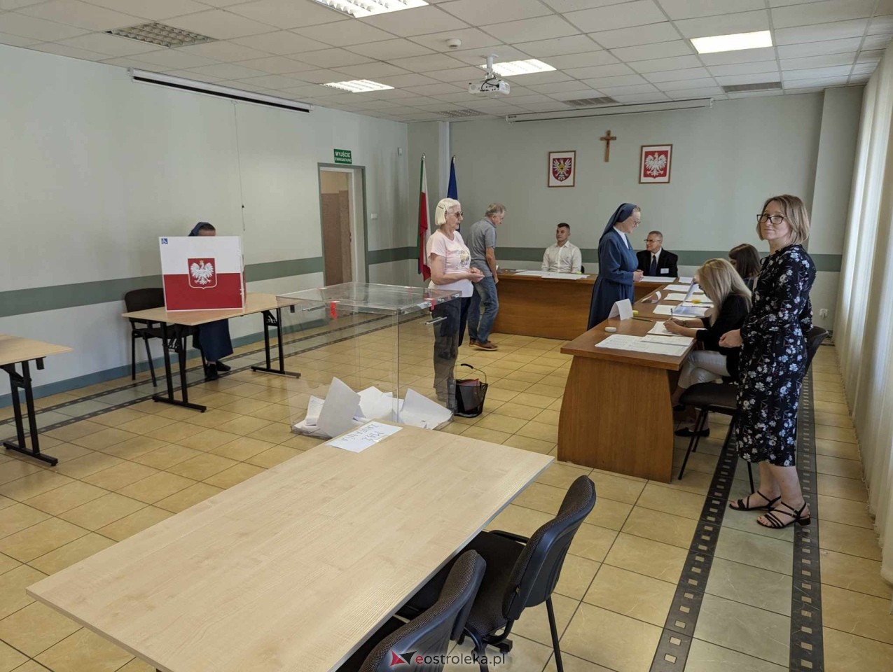 Wybory do Parlamentu Europejskiego w Ostrołęce [09.06.2024] - zdjęcie #22 - eOstroleka.pl