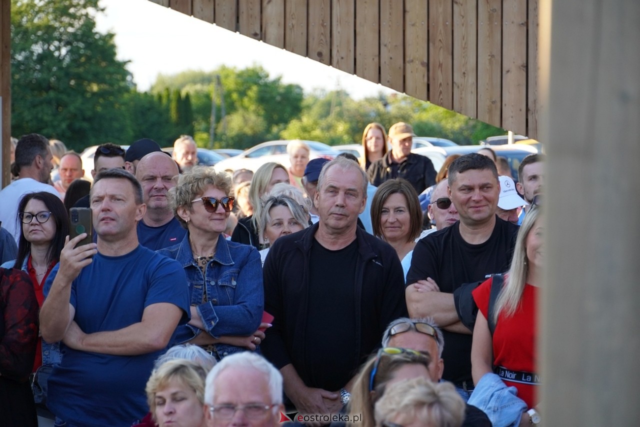„Muzyczne Lato w Tężni”: Robert Prusiński Accordion Show [9.06.2024] - zdjęcie #41 - eOstroleka.pl