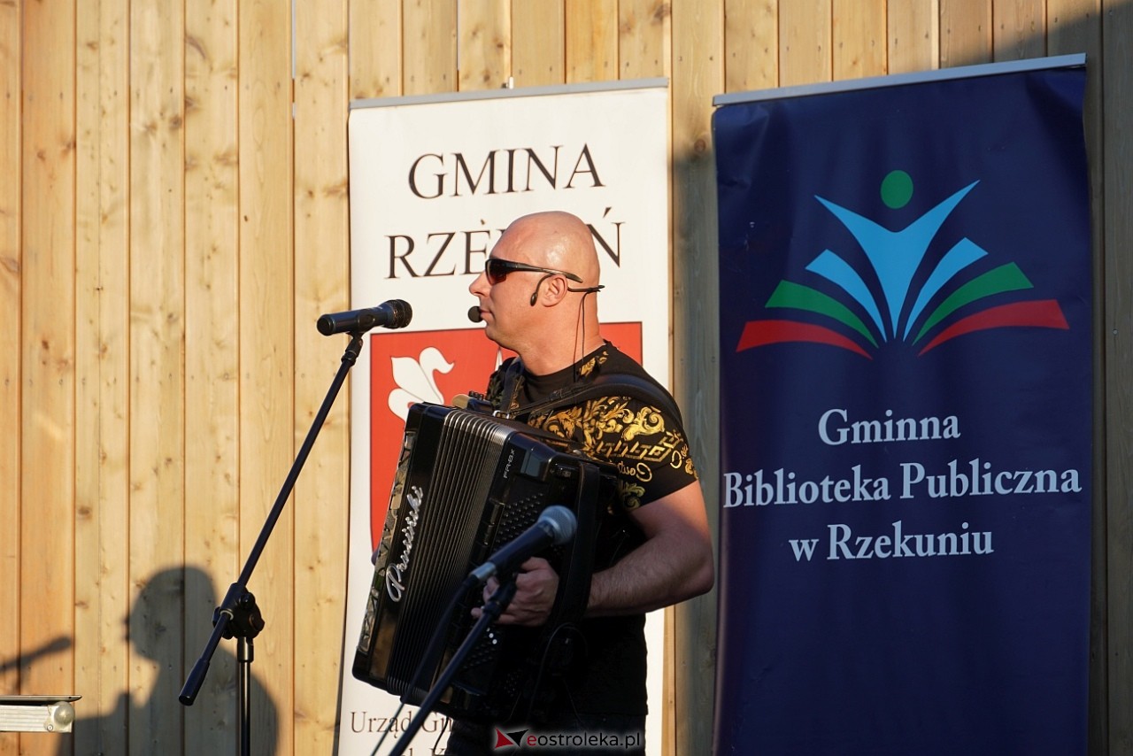 „Muzyczne Lato w Tężni”: Robert Prusiński Accordion Show [9.06.2024] - zdjęcie #25 - eOstroleka.pl
