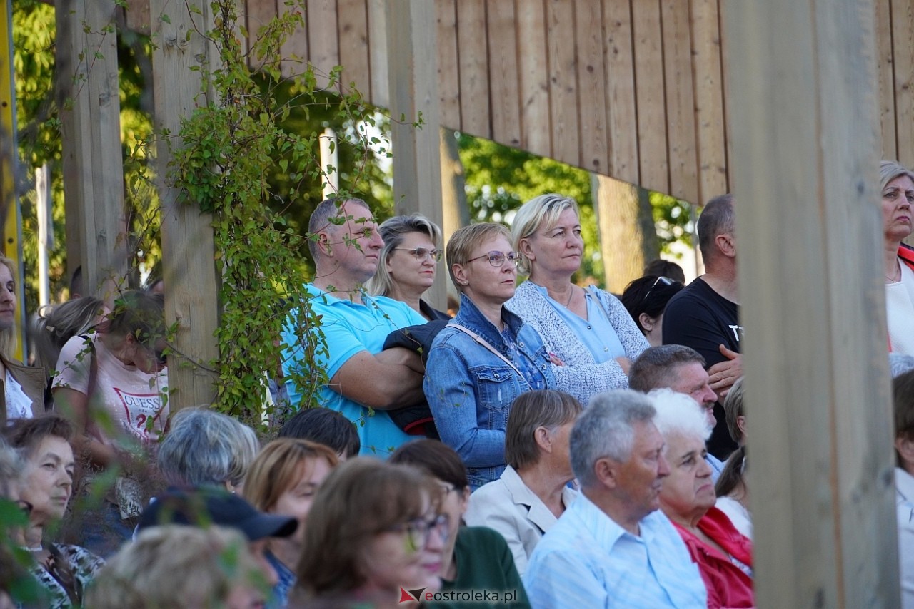 „Muzyczne Lato w Tężni”: Robert Prusiński Accordion Show [9.06.2024] - zdjęcie #19 - eOstroleka.pl