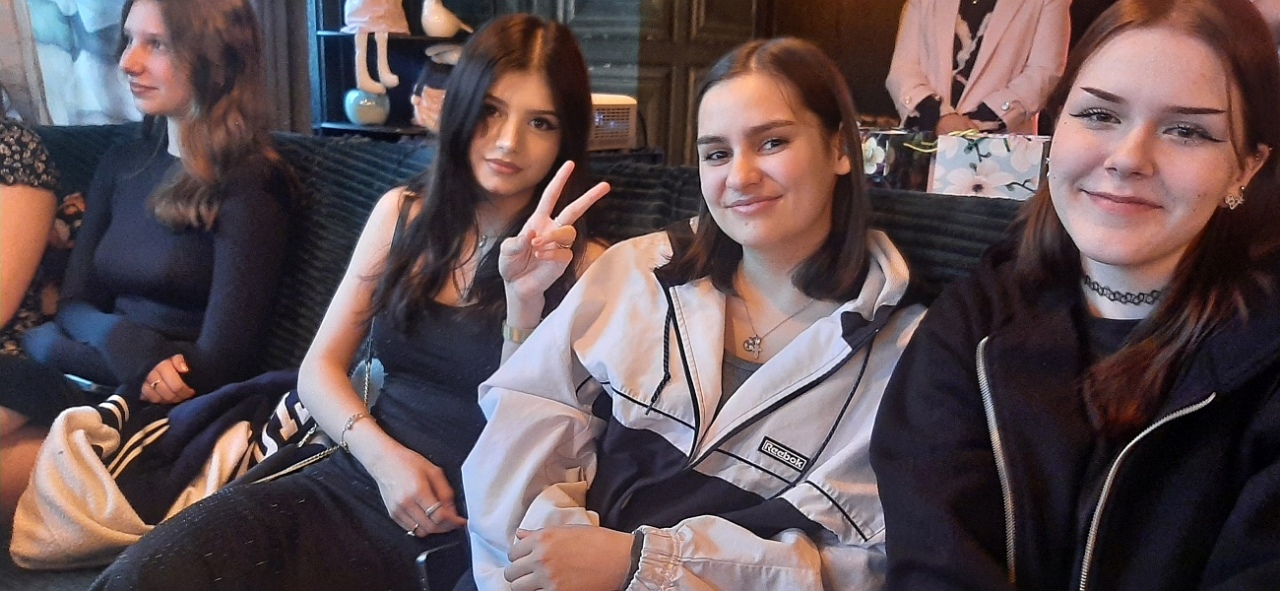 Erasmus Plus - wizyta uczniów z Rumunii i Turcji w III LO w Ostrołęce - zdjęcie #6 - eOstroleka.pl
