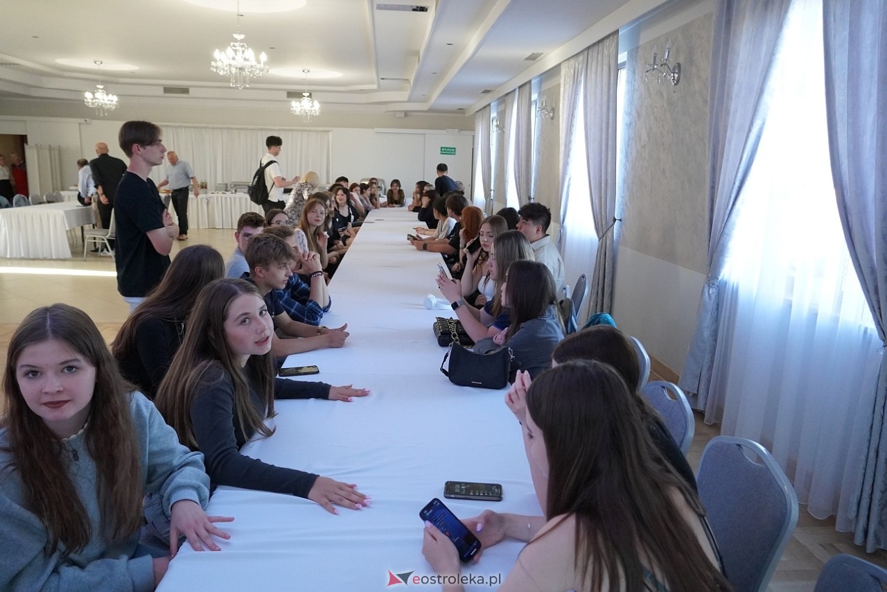 Erasmus Plus - wizyta uczniów z Rumunii i Turcji w III LO w Ostrołęce - zdjęcie #56 - eOstroleka.pl