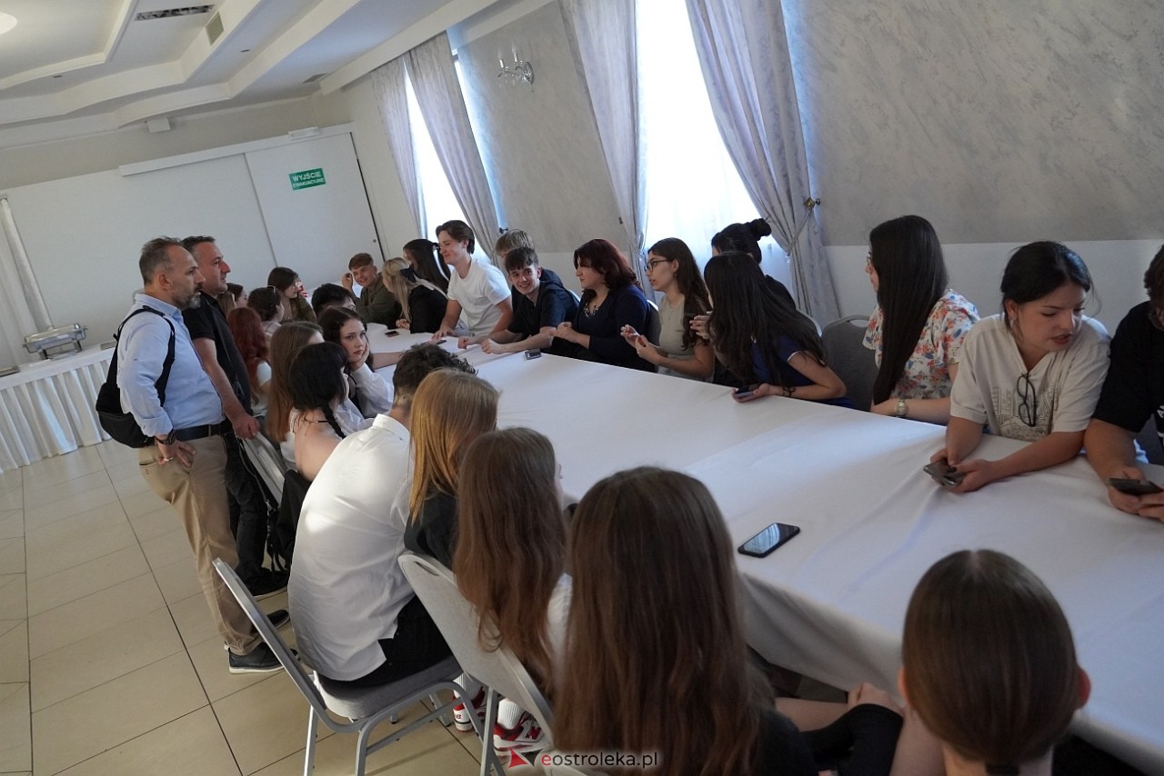 Erasmus Plus - wizyta uczniów z Rumunii i Turcji w III LO w Ostrołęce - zdjęcie #26 - eOstroleka.pl