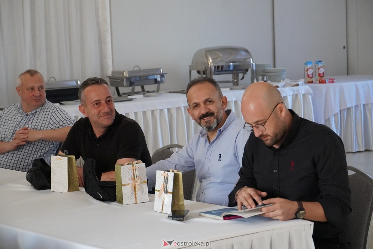 Erasmus Plus - wizyta uczniów z Rumunii i Turcji w III LO w Ostrołęce - zdjęcie #21 - eOstroleka.pl
