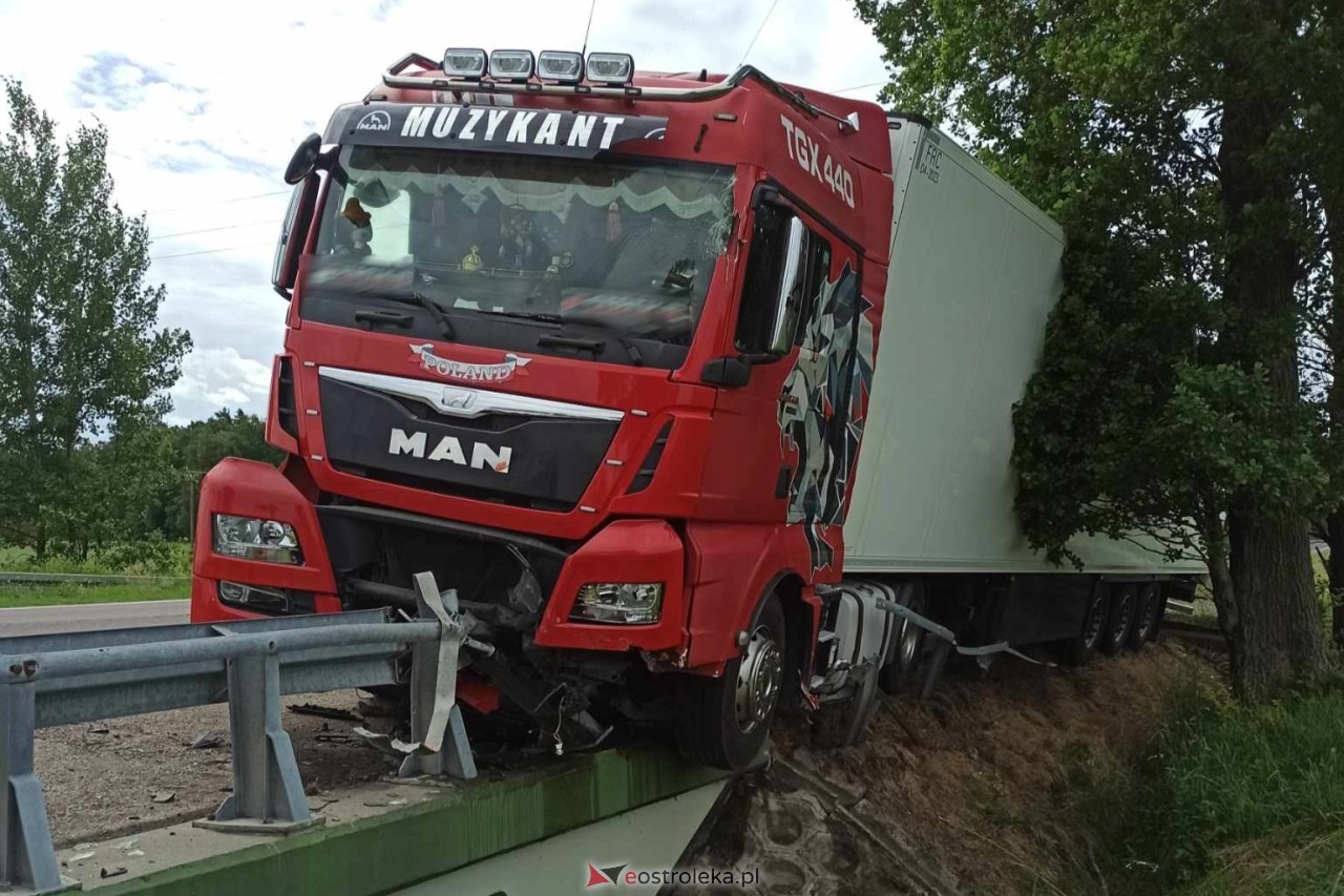 Wypadek na DK-61 w Żebrach Perosach [12.06.2024] - zdjęcie #2 - eOstroleka.pl